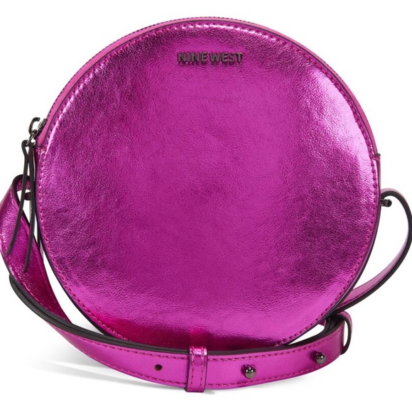 Nine West Handbags - ‼️SALE‼️ Nine West Round About Circle Crossbody